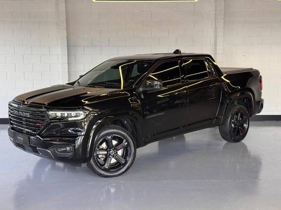 RAM RAMPAGE 2.0 HURRICANE 4 TURBO GASOLINA R/T 4X4 AUTOMÁTICO